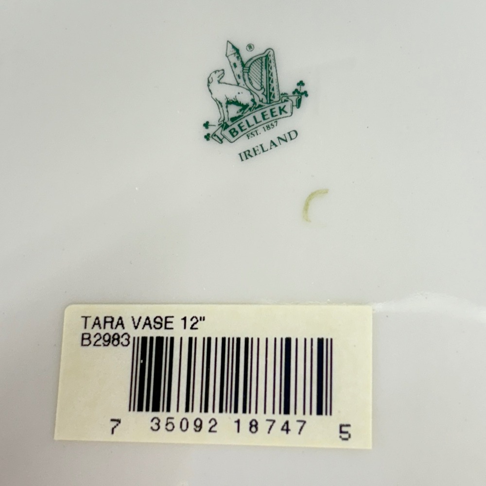 Vtg Belleek Tara 12" Vase 11th Green Mark Shamrocks Celtic Knot Scalloped Rim‎ - Picture 7 of 14